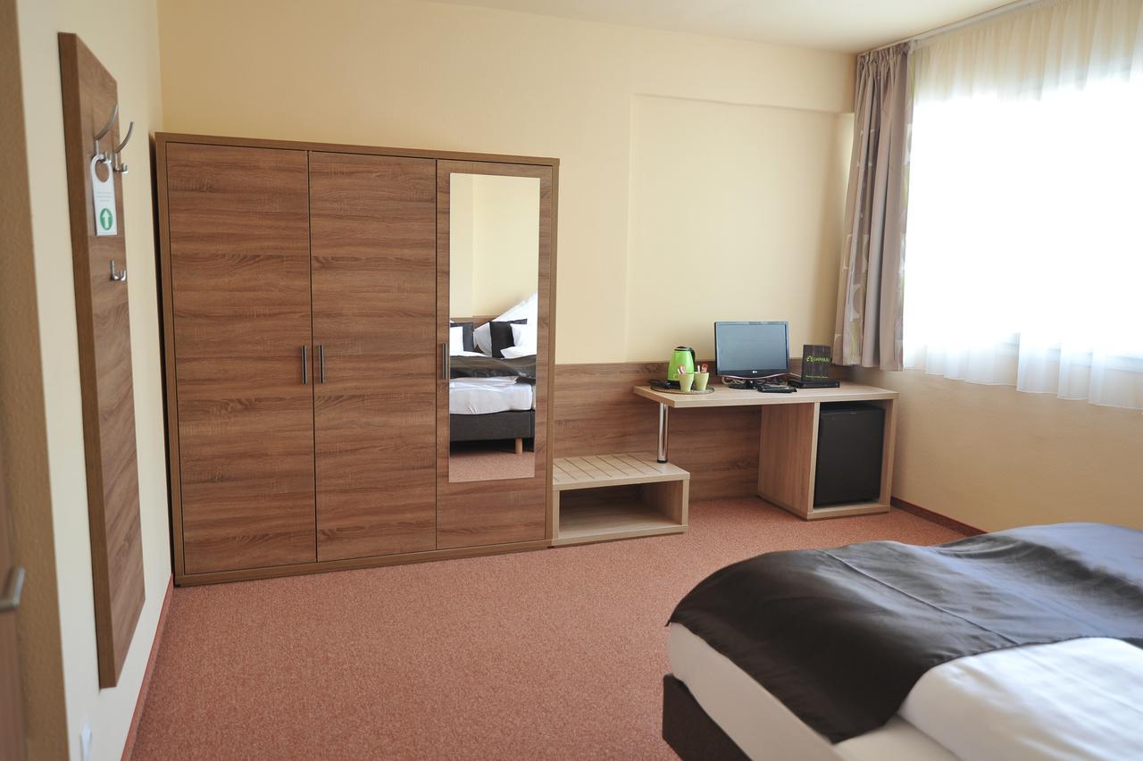 Centrooms Eger Exterior photo
